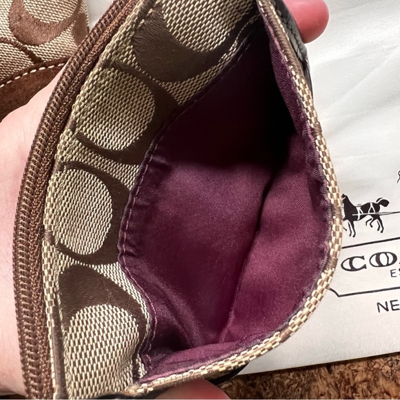 Coach Signature C Bag with Shearling Trim and Key Card Holder - Picture 3 of 16